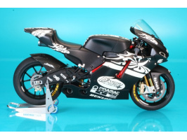 mtk12-011 ducati gp4 rolfo 2005-2 tests