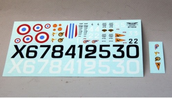 rf72032 decals-2
