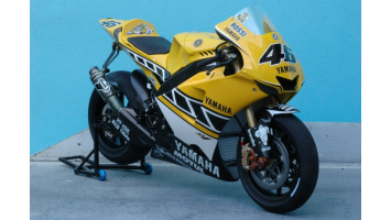 mtk12-017 rossi laguna seca 2005-1