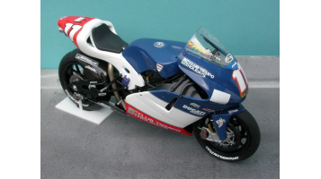 mtk12-005 ducati gp3 d antin mid 2004-1