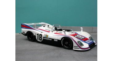 24-21 porsche 936 lm76 n18-1