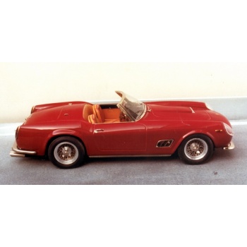 24-01b ferrari california 9
