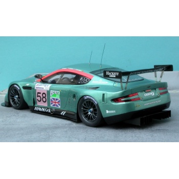 24-22 aston-martin dbr9 lm2005-10