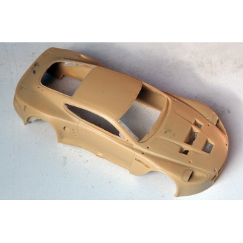 24-28 aston-martin dbr9 lm2008 carrosserie 01
