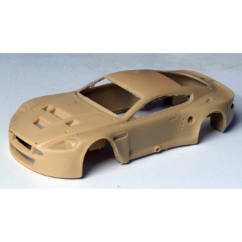 24-28 aston-martin dbr9 lm2008 carrosserie 03