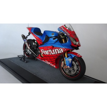 mtk12-004 yamaha yzr-m1 spiderman 005