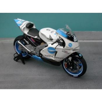 mtk12-006 honda rc211v 2005 tamada-2