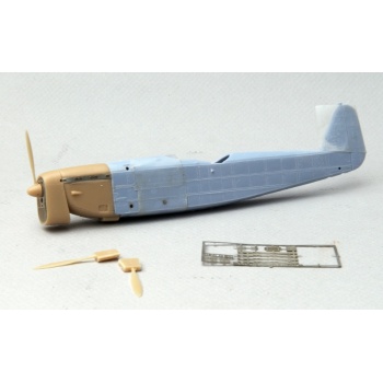 rf72029 anf des mureaux 115 capot 02